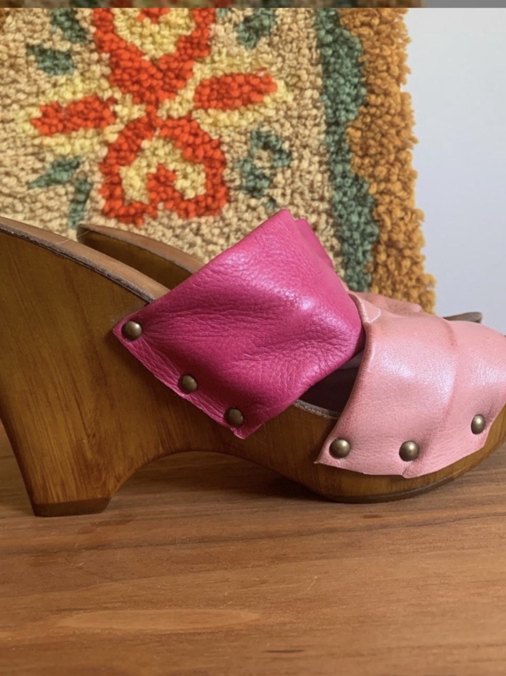 Le Chateau Two-Toned Pink Leather and Wood Wedge Mules US 9